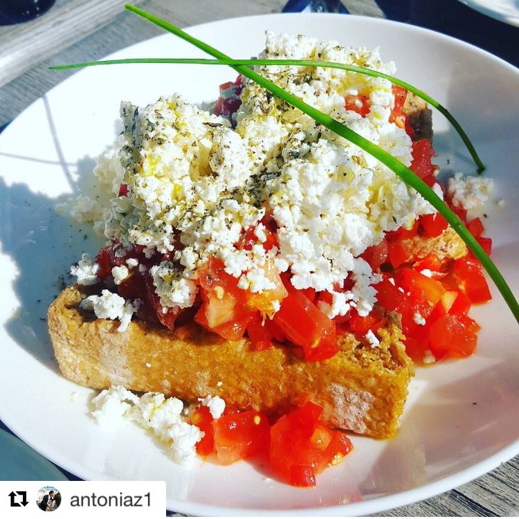 Thanks for sharing on Instagram! 🇬🇷📸📱#greekfood #yelpchicagoburbs #repost #cbchats