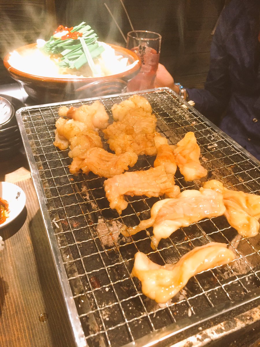 yamato_kohei117's tweet photo. 2日連続で家の近くの龍の巣行ってきた!!
本当美味すぎる(๑˃̵ᴗ˂̵)
#龍の巣
#新宿三丁目
#新宿ご近所会
#LGBTさんと繋がりたい
#同棲1年9ヶ月記念日
#ボーイズラブ
#和牛のタン刺し
#全国のカップルさんと繋がりたい
#記念日
#사랑해
#coupleRT https://t.co/niG6KbxEJO