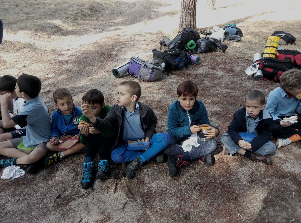 scoutsg3's tweet photo. Fotos de la manada este finde en la acampada!! #manada #tops #inaugural https://t.co/n60LGPHBuR