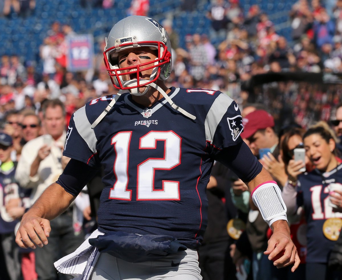 Watch Patriots fans gave Tom Brady a hero’s in his return to