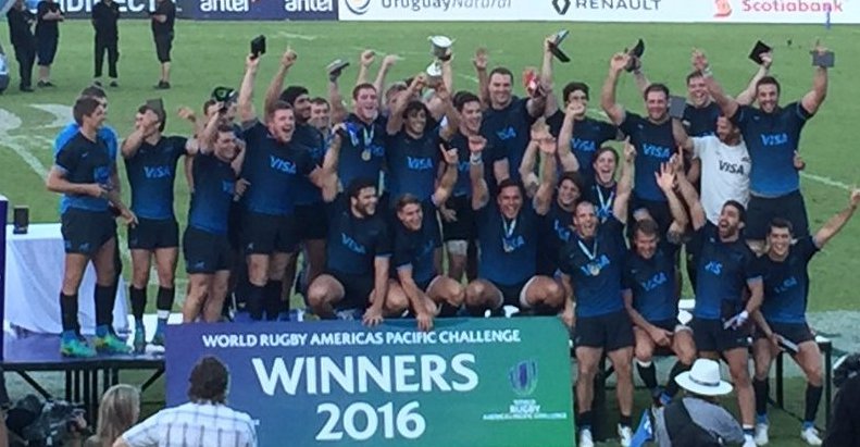 sudamericarugby's tweet photo. #AmericaCrece @unionargentina gana el 1er #APC2016; @RugbyUruguay se despide con triunfo frente a USA Select. Aplausos a los organizadores! https://t.co/HUiIRuhMW2