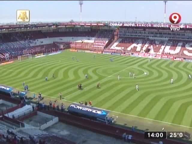 Podemos confirmar que los hinchas de Lanús no le regalaron a sus madres entradas para la cancha.