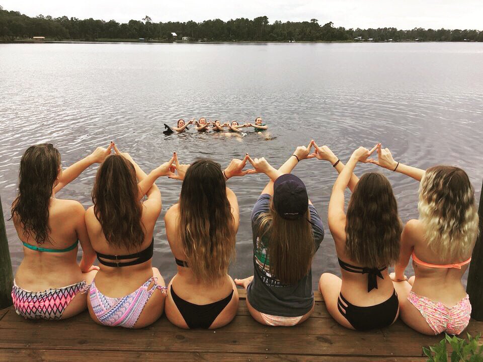 FreerNiki's tweet photo. Had an incredible weekend with my incredible sisters❤️️ #whyusftridelta #bethetable #youarethetable https://t.co/fzWTmzPkgF