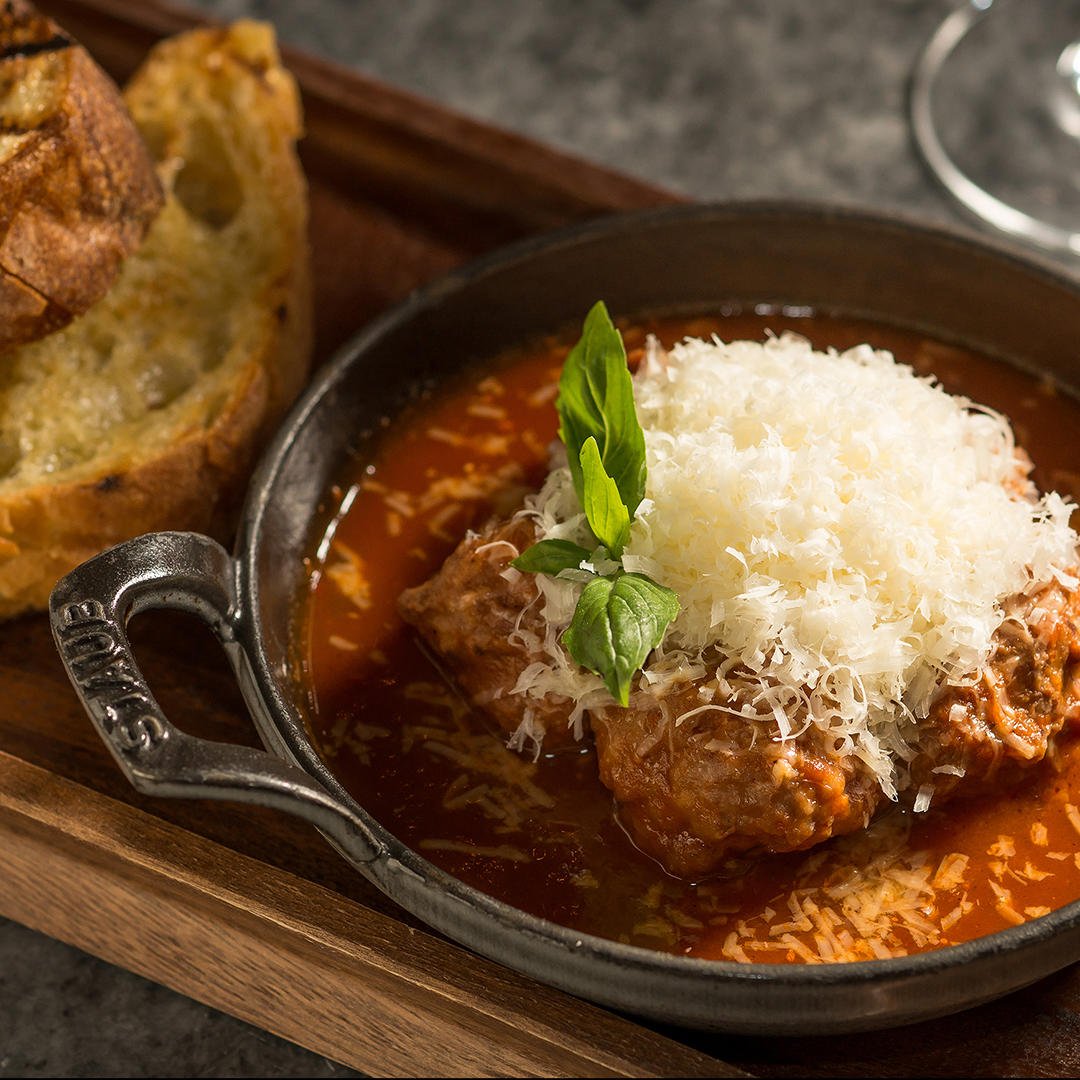 Get that Sunday sauce without standing over a stove all day. Stop by @asellina_nyc!