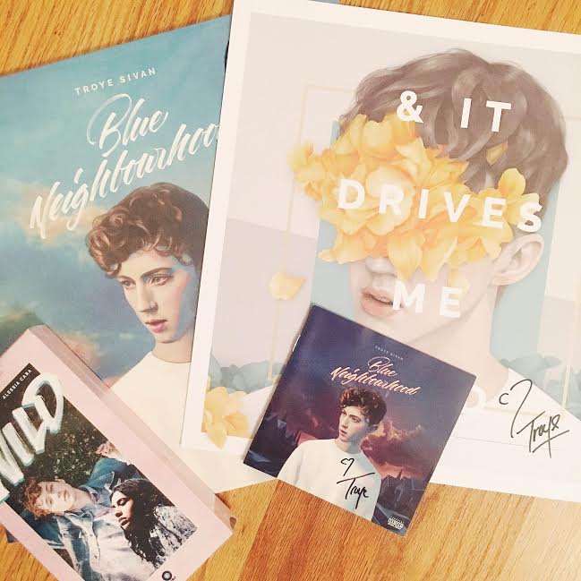 To celebrate 1 year since <a href="/troyesivan/">👼🏼</a> announced debut album #BlueNeighbourhood, enter to win limited edition prizes: smarturl.it/BNPOsweeps