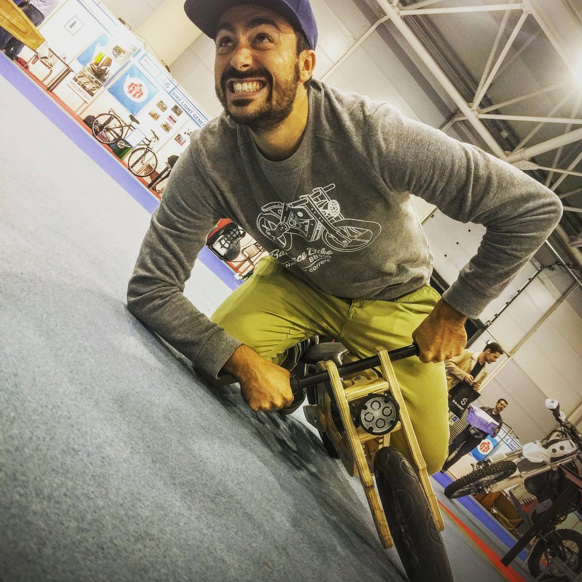 fablabimola's tweet photo. #MFR16 finisce in piega! #balancebike #BB500 https://t.co/OQ8fcSyBIy