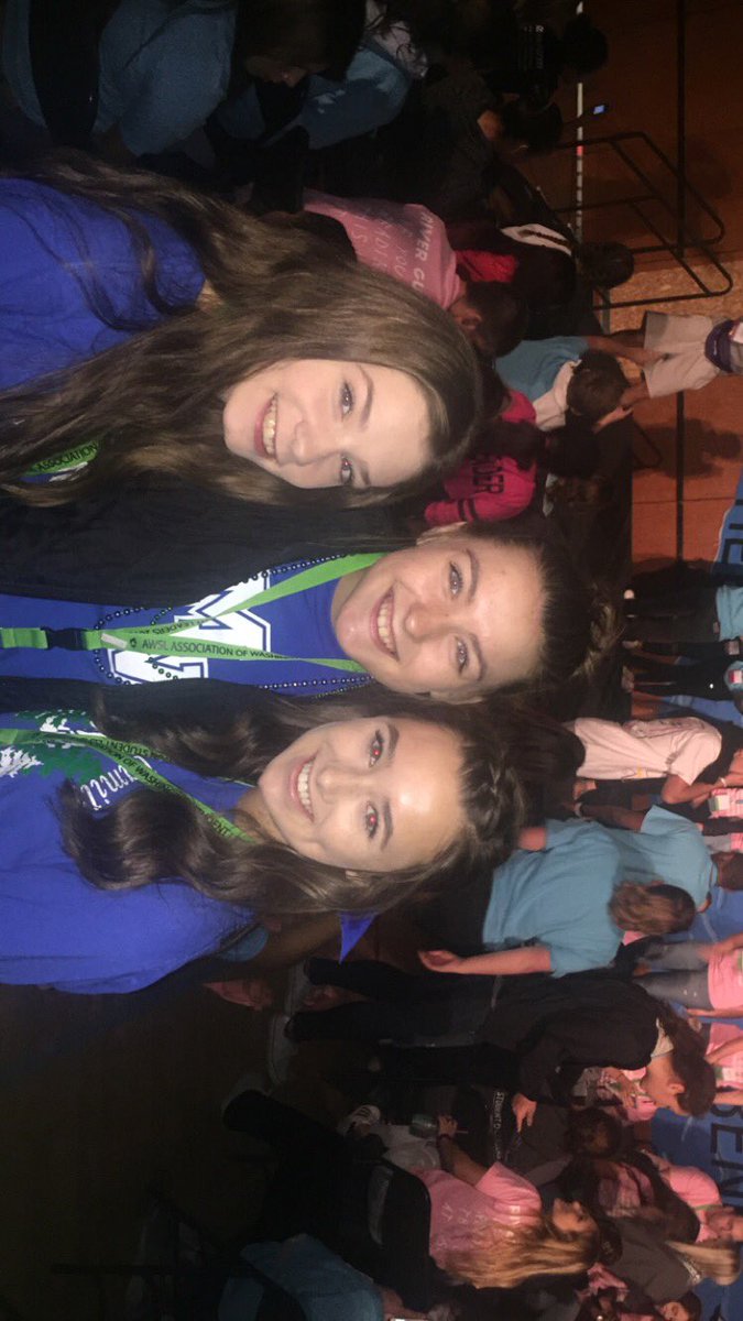_Savannahrainn's tweet photo. Awsl was such an amazing and eye opening experience💚💙  #AWSL2016 https://t.co/cIKNkVJC3h