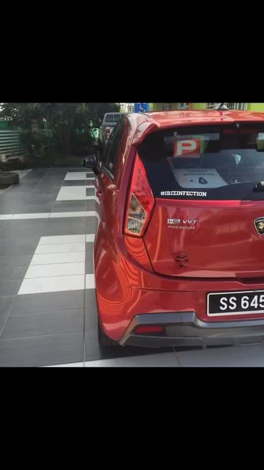 rahzamdy's tweet photo. Kereta hilang di Sandakan bernombor pendaftaran SS6456W hubungi nombor dalam gambar dan polis. Sekian https://t.co/lGLcRHm43I
