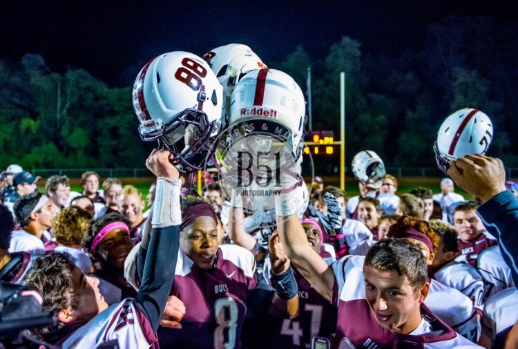 ellabrockway's tweet image. On this day in history, the @BucDeck1 had some fun. 🏈🏆

📸: @B51Photography