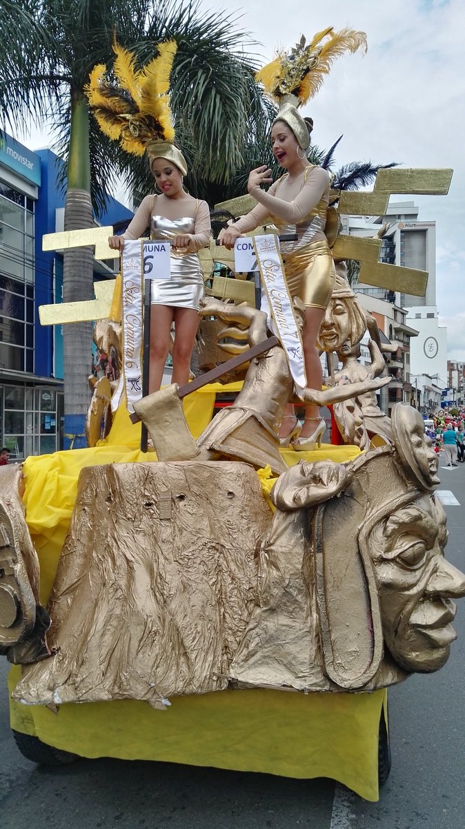 AlcaldiaArmenia's tweet photo. 1500 artistas listos para rendir homenaje al Paisaje Cultural Cafetero en el #DesfileCuyabro en las #FiestasDeArmenia127Años https://t.co/hOzOXw3NJF