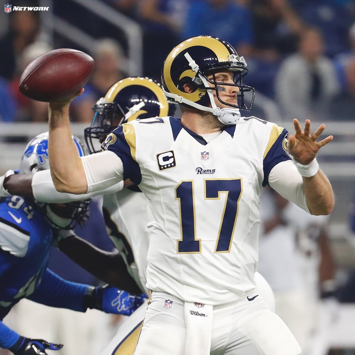 nflnetwork's tweet photo. At the start of the 4th, Case Keenum has TWO incompletions (26 of 28) and THREE TDs.

#LAvsDET https://t.co/ACwTYY7Fky