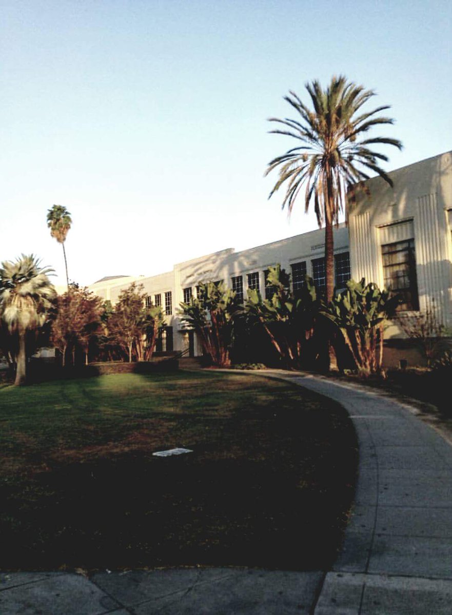714OCfunk's tweet photo. Anaheim High School.
Taken by me. https://t.co/PMEYIMBLEl