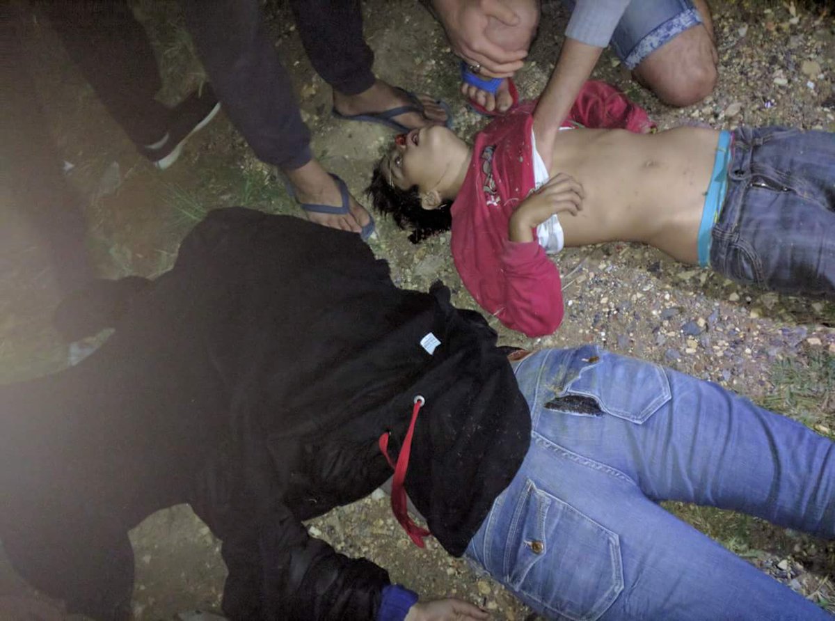 AliMBorsan's tweet photo. #refugeesGr #oreocastro camp:
A mother reported dead and her son by a car hit https://t.co/vLTP6gcCPJ
