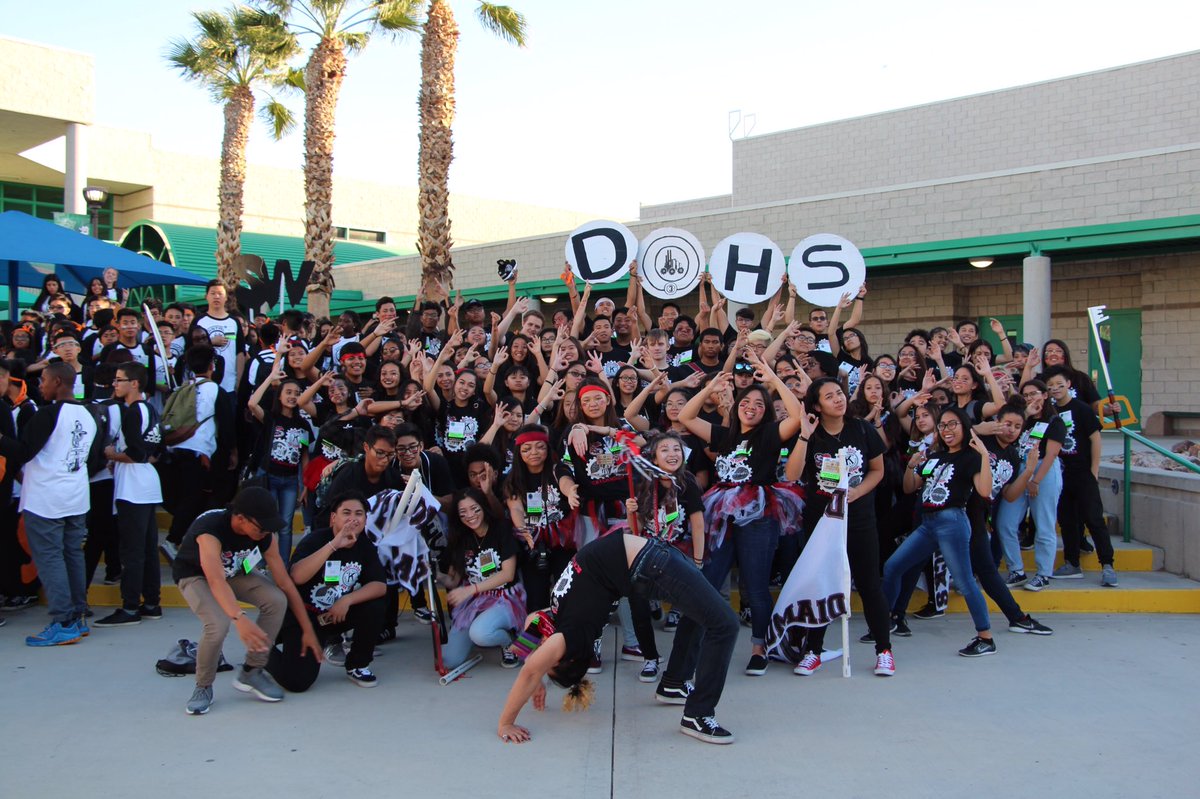 DOHS_KeyClub's tweet photo. RTC 2016 WAS INCREDIBLE! D-O YOU KNOW!! #CatchingService #postRTCdepression ❤️ https://t.co/RmZ1KtiCx5