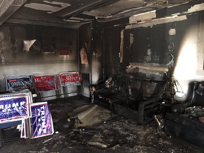 Trump slams Clinton’s ‘animals’ for N. Carolina office firebombing & swastika vandalism (PHOTOS) Cu6gHpoWcAEoTrj