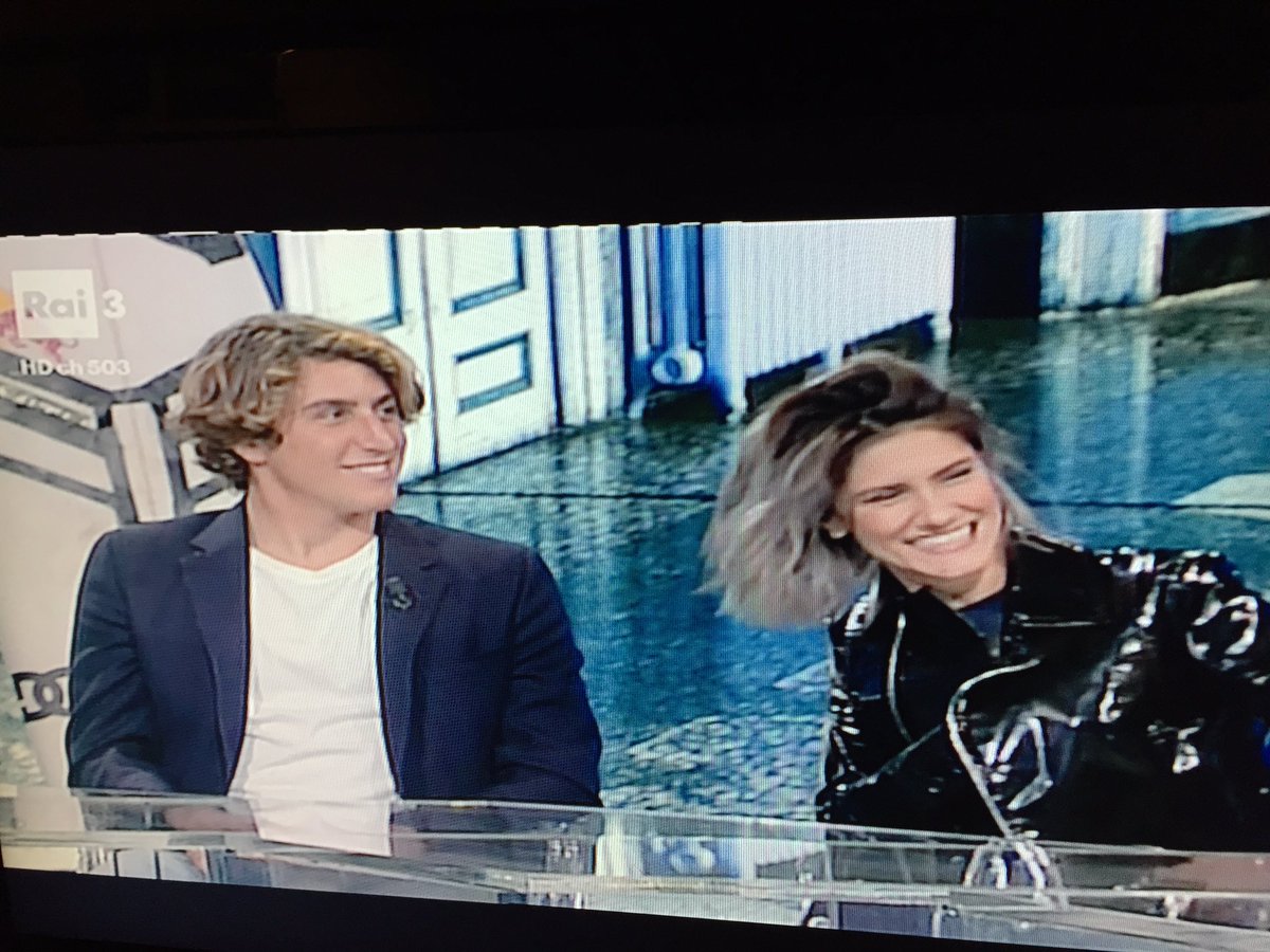 Le nostre Teppe per sport crescono: il surfista Leonardo Fioravanti dalle pagine di <a href="/StylePiccoli/">StylePiccoli</a> a Che fuori tempo che fa!