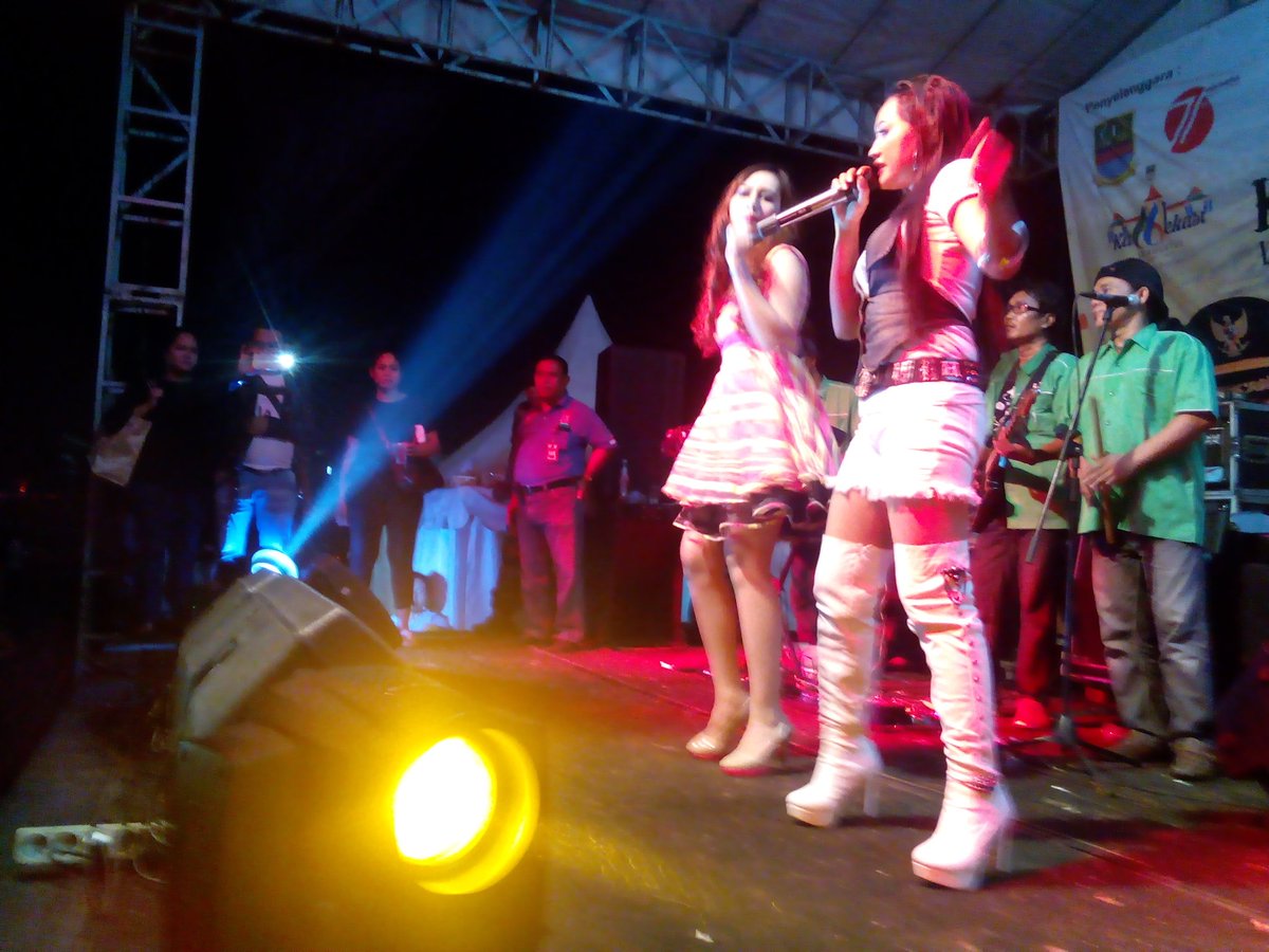 Retweeted FR Management (<a href="/fr_management/">FR Management</a>):

shootnews.co.id/2016/10/16/ade…  fb.me/8ssRfO5Ks