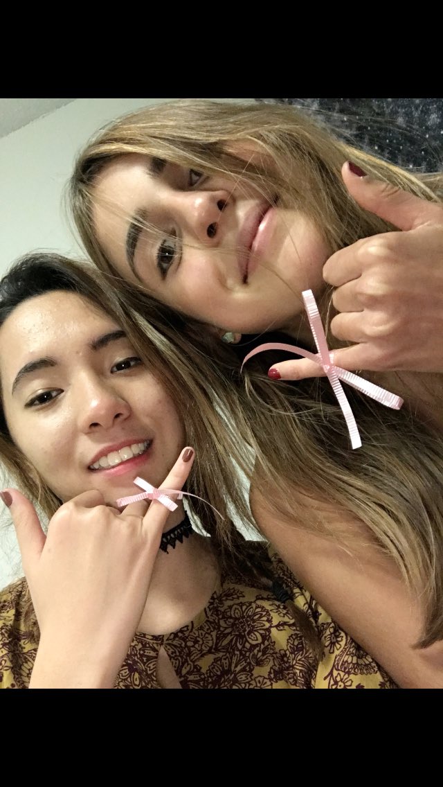TPS_PeerLeaders's tweet photo. More pinky promises! Register for run for the cure now! Link in bio :) https://t.co/Qg2CNSIAXs