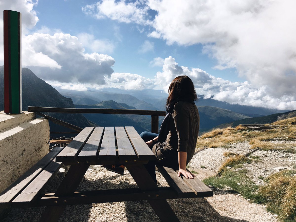 iLoveMarche's tweet photo. Il Rifugio del Fargno ci ha accolti con un grande sorriso e un panorama da urlo, è stato magico! 
#ripartidaisibillini https://t.co/WYRBSLawXW