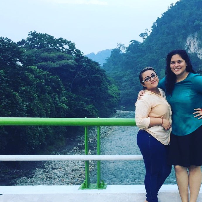 maica_mx's tweet photo. #SoloSeViveUnaVez así que a disfrutar del 🌍 🌎 junto a los amigos es mucho mucho mejor. 👐✌
Sonríe, Descubre, Disfruta y Diviértete #RioDeJoya https://t.co/3pgfD5bFXo