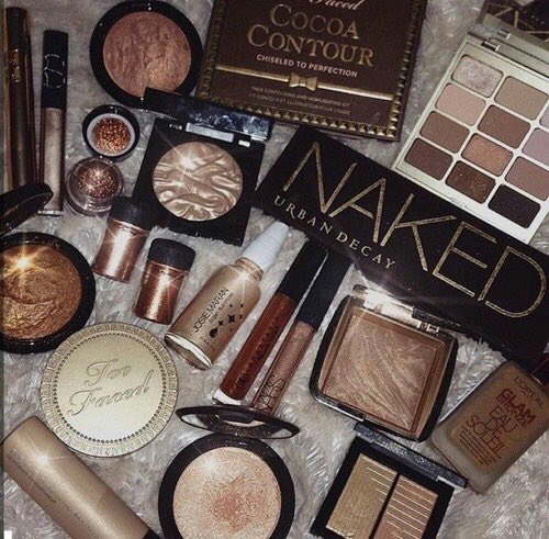 itsmaddiejoy's tweet photo. "What do you want for your birthday"
"What do you want for Christmas" https://t.co/BJvsnHkuGN