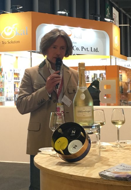 Helmut Lidinger präsentiert Schlumberger Sparkling Brut bei der #SIALParis