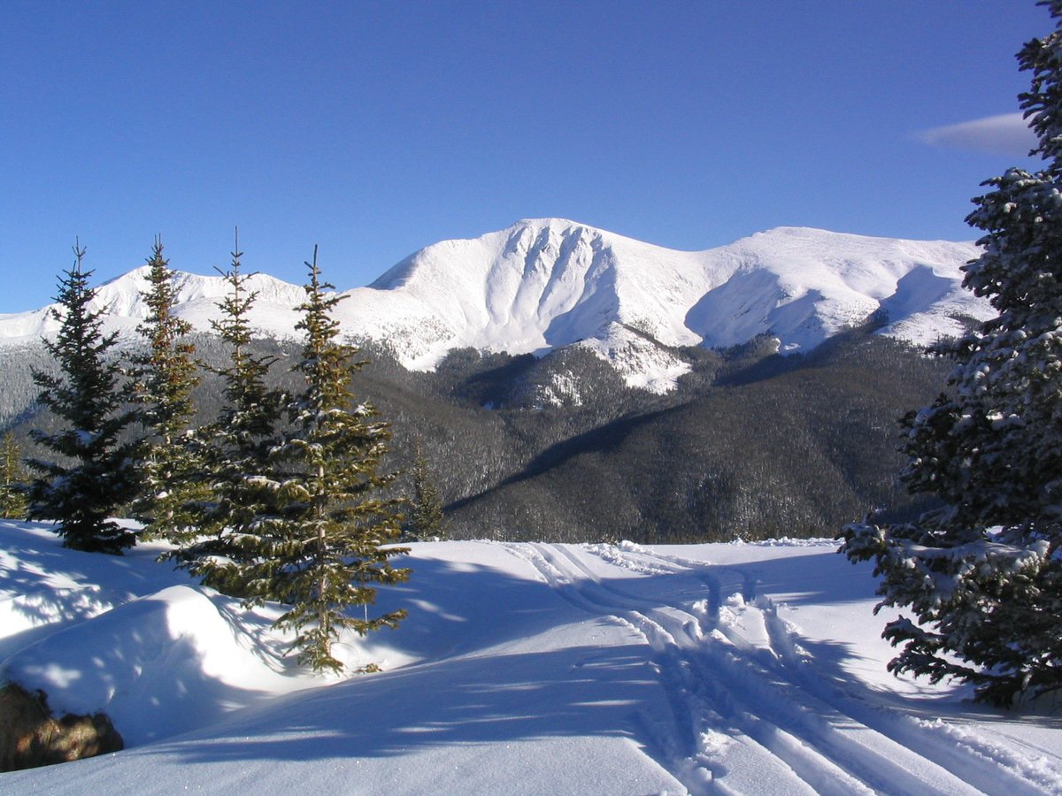 coadventurepark's tweet photo. We cant wait for days like these! #mountainmonday https://t.co/SqW7pBxi9e