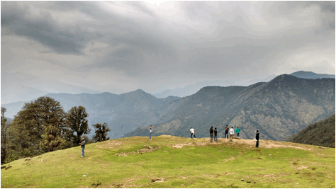 UnrevealedIndia's tweet photo. Trekking In India! https://t.co/E3H5Tf6vXT #indiatreks #unrevealedindia #incredibleindia #travelindia #choptaindia https://t.co/aB11qtZg88