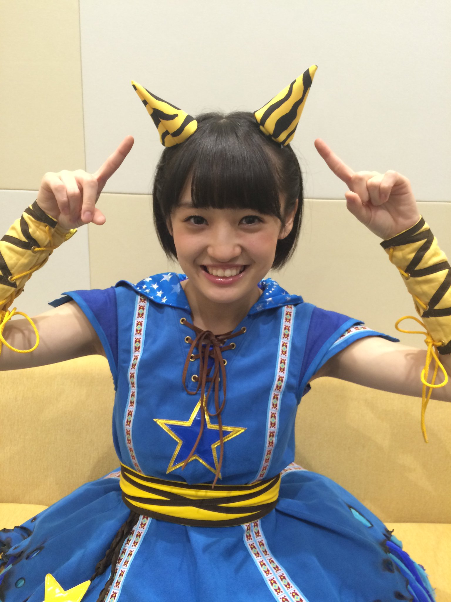 チームしゃちほこ サイン入り 生写真 Amazon.co.jp: チームしゃちほこ 公式生写真 大黒柚姫