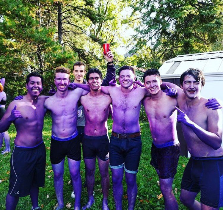 graham_swarby's tweet photo. Before and after with the brothers 🔮👾😈🍆 #queenseng #hoco https://t.co/h4lnHO9685