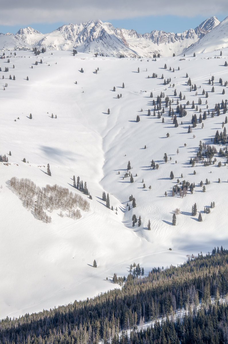 vailmtn's tweet photo. It won't be long now! Another #VailSnow Sunday closer to opening day. https://t.co/PrVL0vFSB7