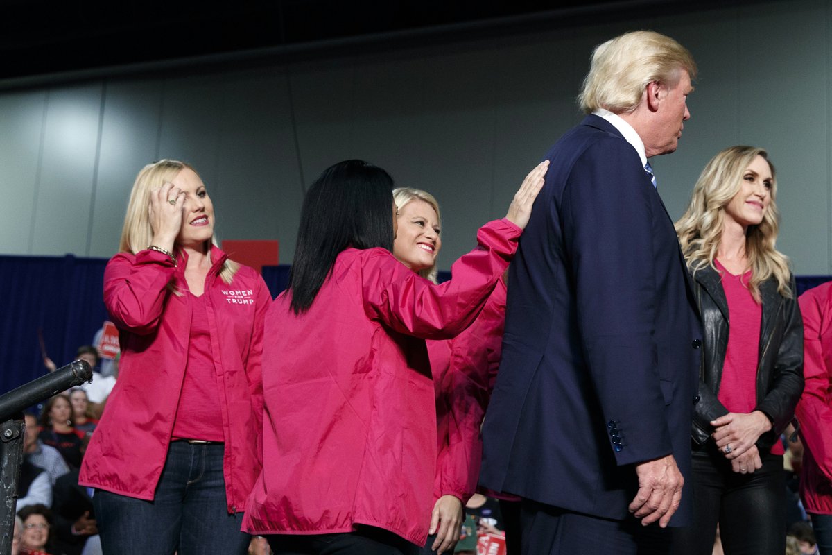 SteveJacobsAus's tweet photo. Poor diddums, the whole world's against you, it's just not fair #USElection16 #USElection #Trumpin2005 #TRUMP2016 https://t.co/I9dY7YjU6X https://t.co/VqU8kbE0wl