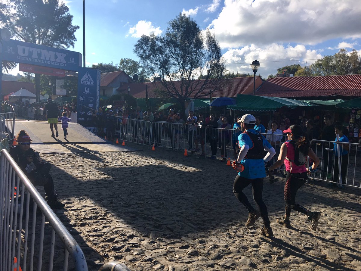 HeberLaraG's tweet photo. No hay mejor forma de enfrentar una prueba de resistencia que hacerlo en pareja. Lo logramos!!!
#ultramarathon #utmex https://t.co/Lj6Cf3eSzK