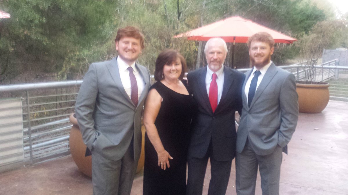 red2ms's tweet image. 