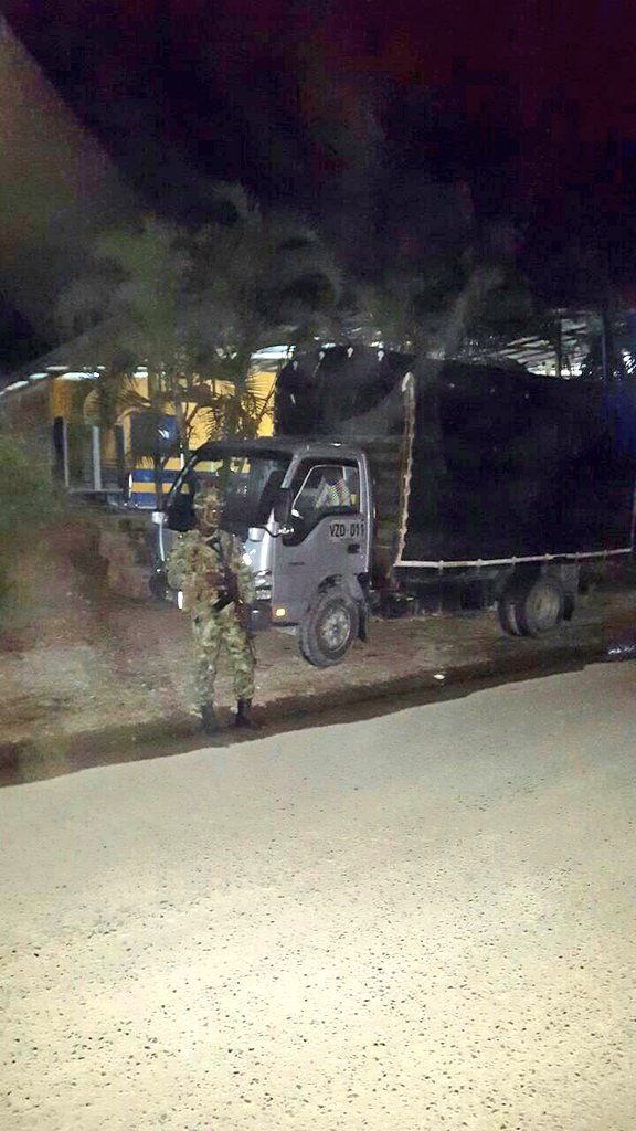 Ejercito_Div7's tweet photo. #NuestrosHéroes #BR15 #BASPC15 trabajan de día y de noche por la seguridad de los chocoanos https://t.co/NcLMxKFRne