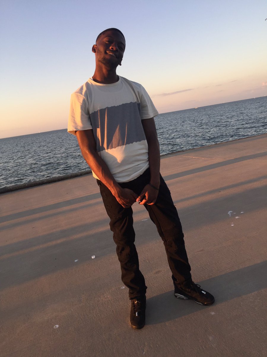 _Milllyy187's tweet photo. Rest In Peace Slugga, fuck the streets , shoulda stuck to the pivot 😪 https://t.co/yfC88hX89z