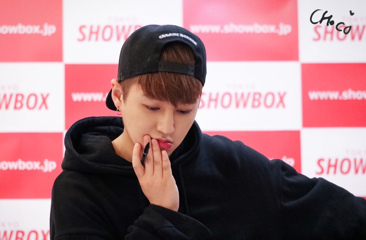 AxisB___'s tweet photo. 10.15🍫
#대영 #daeyoung #AxisB #아시즈비 

.. @AxisB_dy .. https://t.co/QFTXHnZhuN