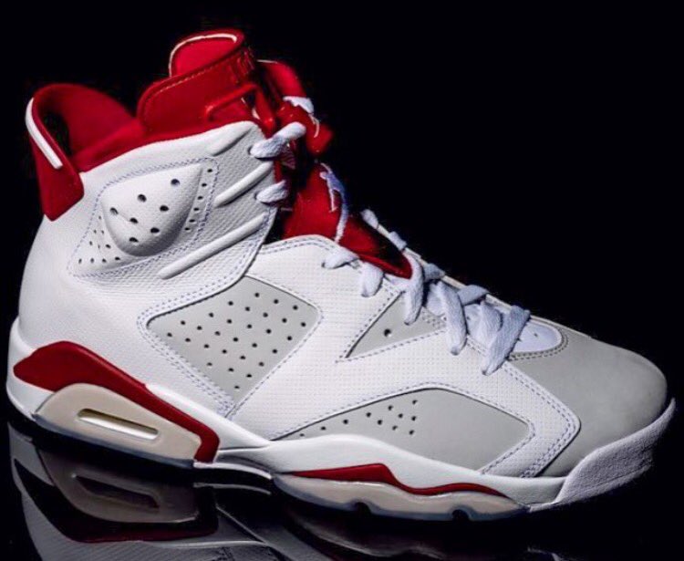 SneakerPics23 tweet picture