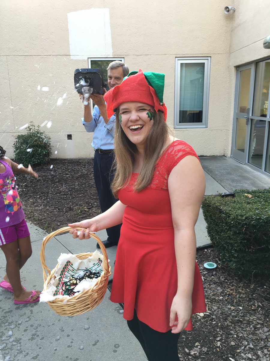 TheMerrySanta's tweet photo. Happy Birthday to my youngest elf Noel. 519 never looked so good. Proud of you. #Christmas #bekind101 69 days until Christmas. Ho. Ho. Ho. https://t.co/DOjgHh3MYE