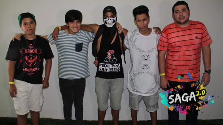 CentralMafoo's tweet photo. Ine com fãs hoje no Evento SAGA 2.0 em Natal - RN (part.7) https://t.co/re7iw3feNL