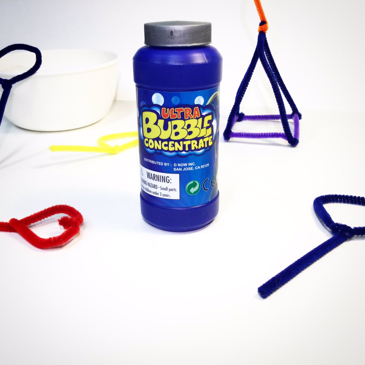 Uncle_Bubble's tweet photo. Soon to come: How to make your own bubble blowers out of #pipecleaners and #unclebubble #solution  #DIY #Love #bubbleblower #pipecleaner https://t.co/EGGdJLZ8PA