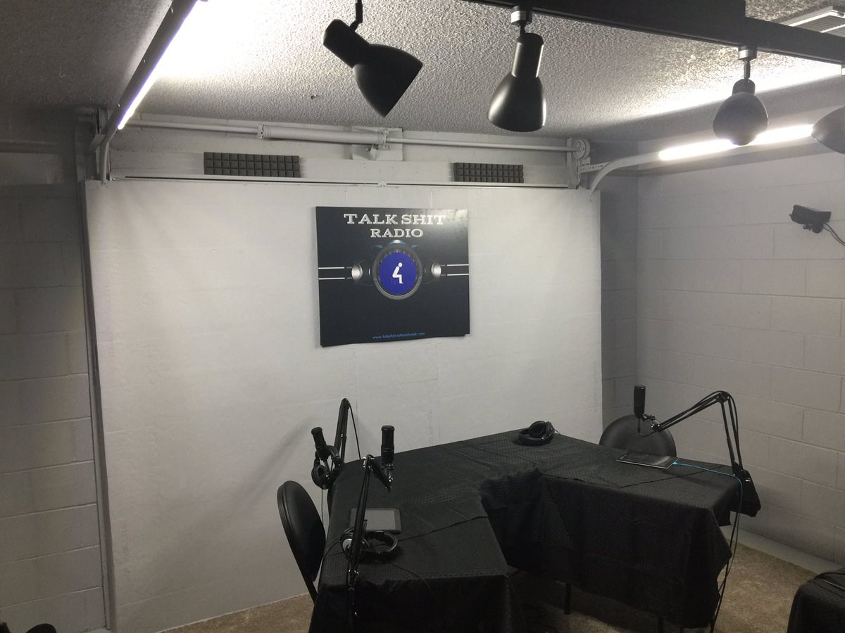 TalkShitTV's tweet photo. Join us live 8-11 am weekdays for some talk shit. Live call in 727-242-5702
https://t.co/6ymmk00Y7O https://t.co/fYItqDUbQB