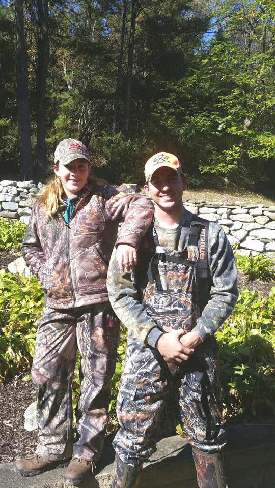 tom2572's tweet photo. Good job @KyronAhner with sister Stacy Ahner. https://t.co/jkNpeKi10C