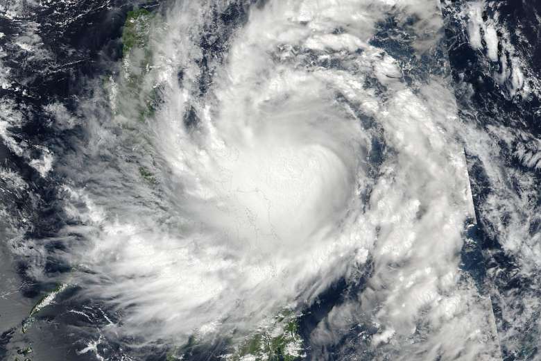 rikvincom's tweet image. With #typhoons like #Sarika causing #consequential #loss, #businesses should get #insurance to cover risks: rikvin.com/services/singa…