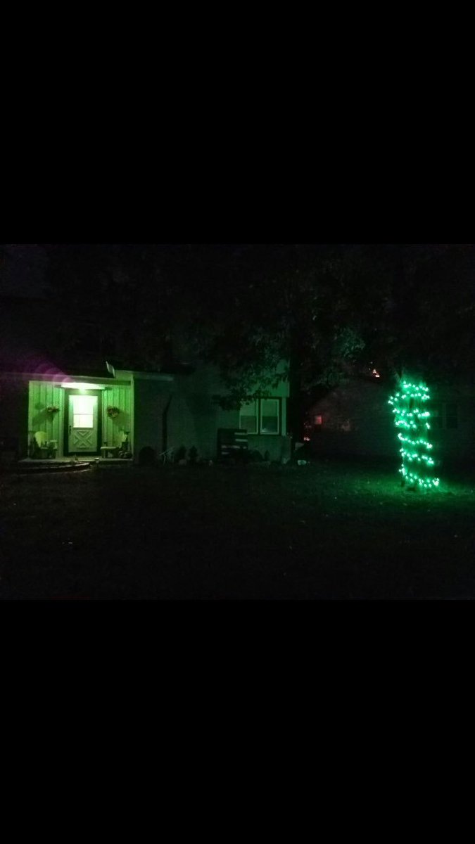 Akuutzz's tweet photo. Lighting up storm lake with lights @TornadoFB #SLPOWER https://t.co/kETTlkJpWA