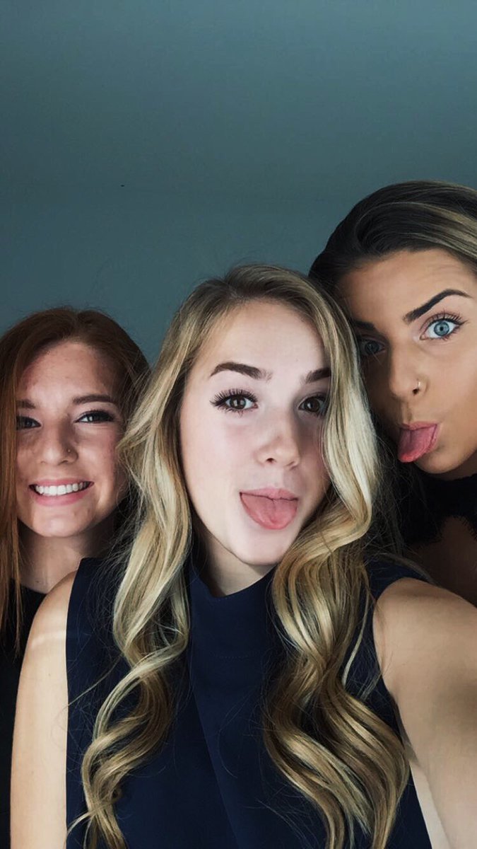 Shea_Tarring's tweet photo. So grateful to have the best of friends since elementary school #lasthoco ): https://t.co/ITh0Bg60pd