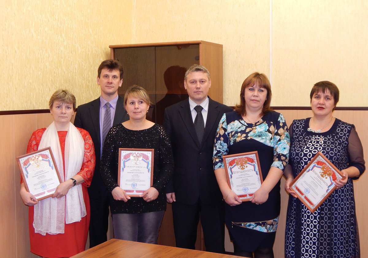 Глава г.о. Вичуга М.Е. Куприянов поздравил с профессиональным праздником работников пищевой промышленности и пожелал всем успехов в работе.