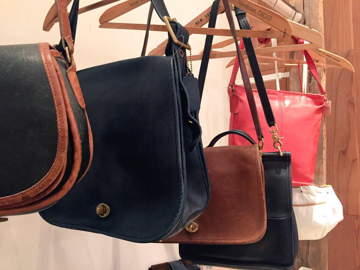 flower_official's tweet photo. #flower堀江店
used leather bag
豊富に入荷しております☄
doonyやold coachなど・・・
全て1点ものです 。◯
#used #oldcoach #doony https://t.co/jK1FtbR0zy