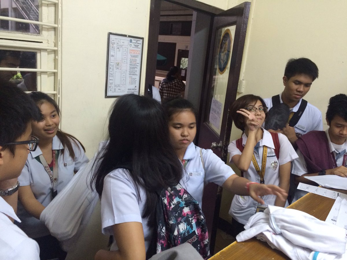 USTESC's tweet photo. Students from CFAD dropped by to order our Eng'g Merch!

Place your orders now! 

#BEYONDMerch https://t.co/mDkKowNeKh