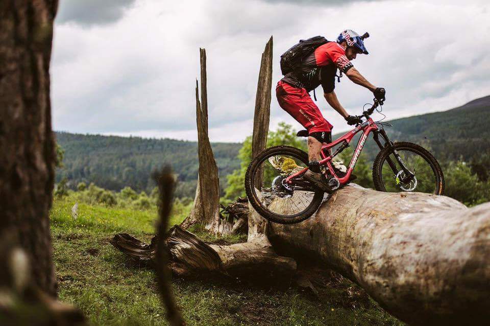 mtbiking_love's tweet image. Danny MacAskill’s Wee Day Out

youtu.be/K_7k3fnxPq0

#MTB #MountainBike #Bike